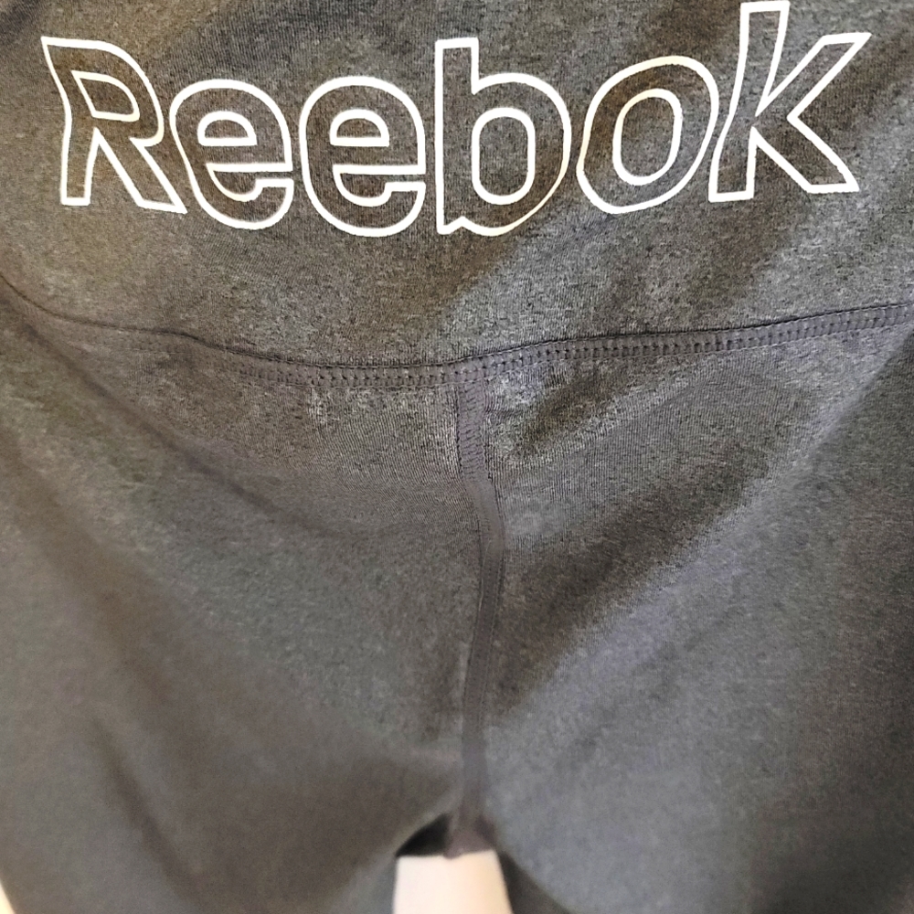 Reebok grey yoga / athletic long pants  Size medium